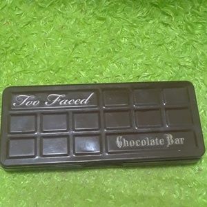 Too Faced chocolate bar palette
